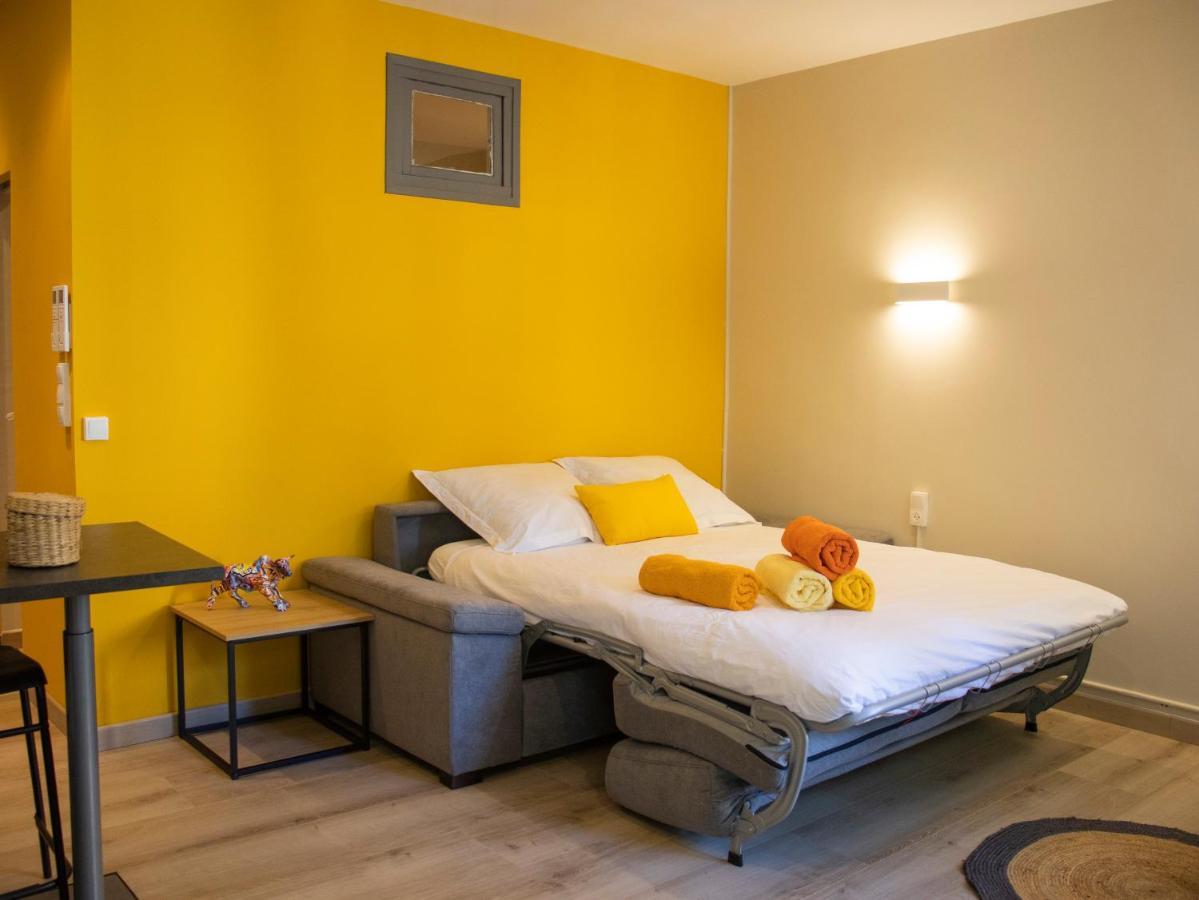 Chez Leon - Clim' & Patio - Appart Loupian Centre Экстерьер фото